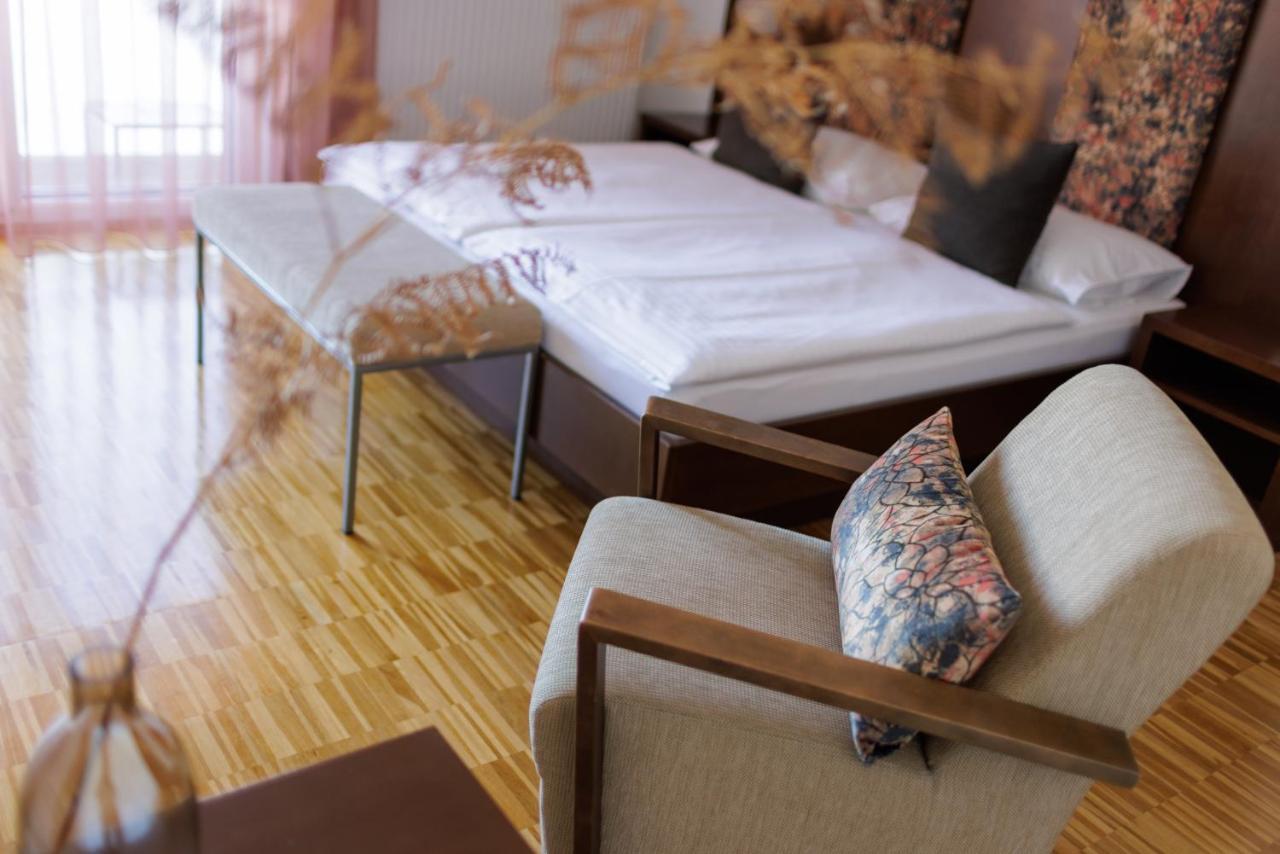 Hotel Garni Toscanina - Adults Only 바트래드커스스부르크 외부 사진